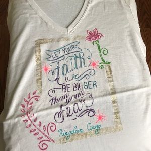 Bundle 3/$20-Christian T-shirt ✝️